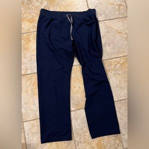 Figs Livingston Basic Navy XL